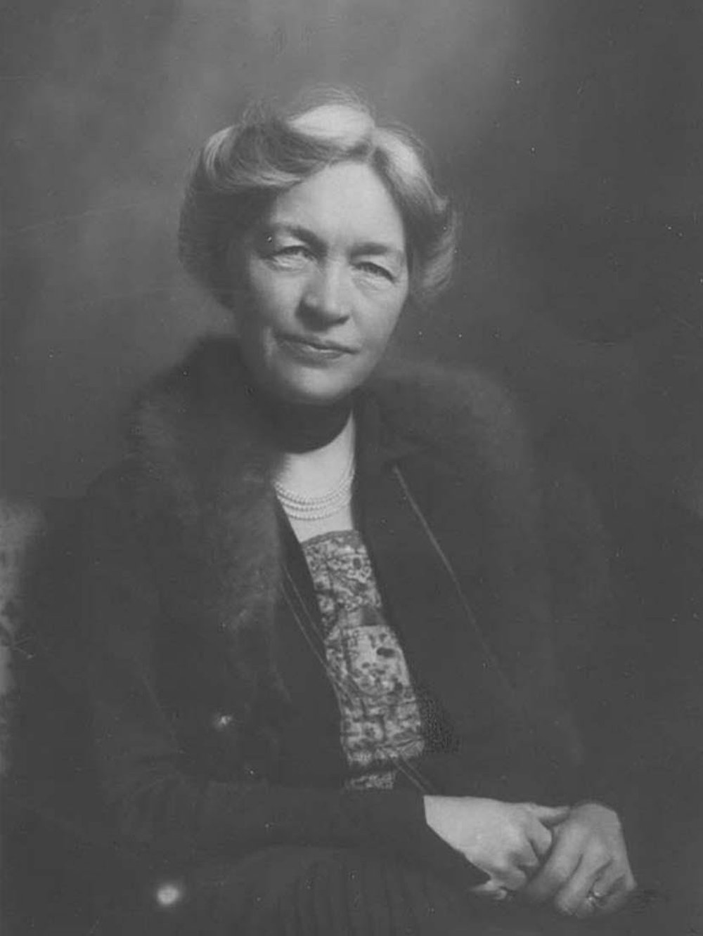 Svartvitt porträtt Kerstin Hesselgren