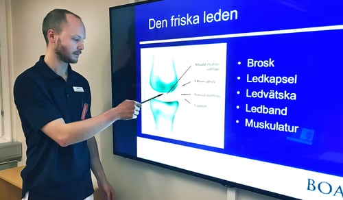 Artrosskola på arabiska på Andersberg Din hälsocentral. 
